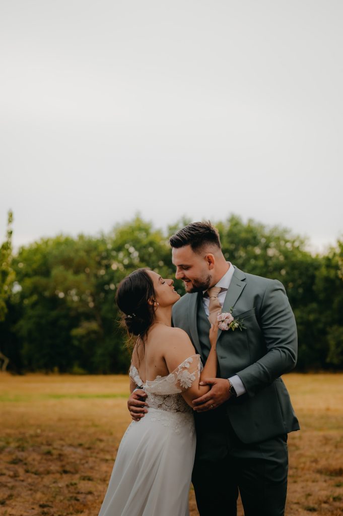 Regard complice du couple